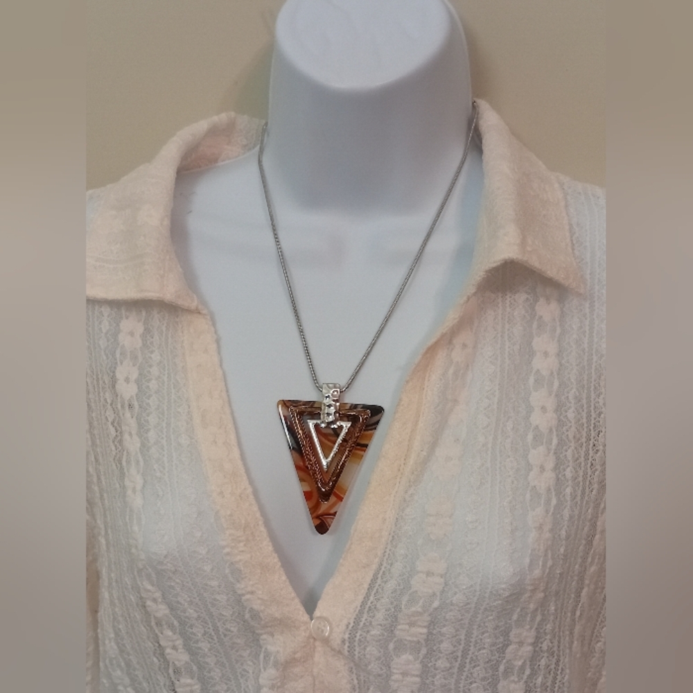 Triangular Pendant Necklace with Multicolor Design - Picture 5 of 5